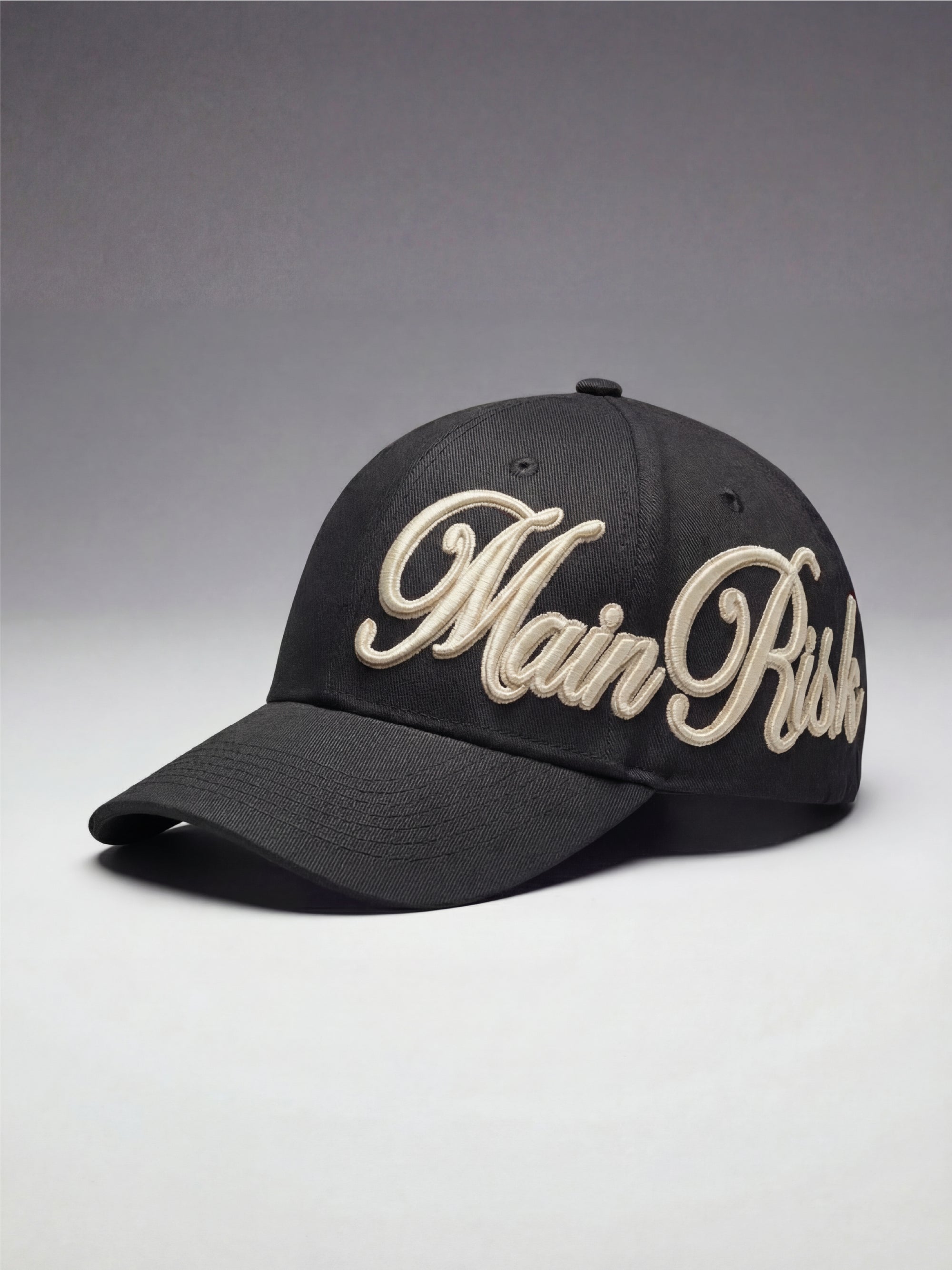 MAIN RISK CAP IVORY MEMBERS