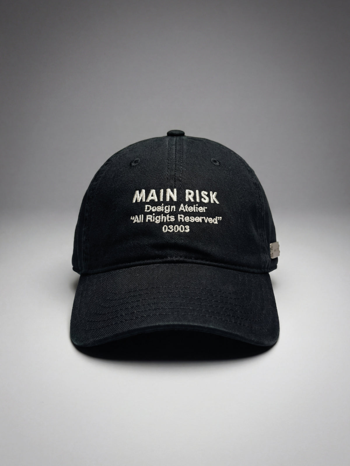 MAIN RISK ATELIER CAP
