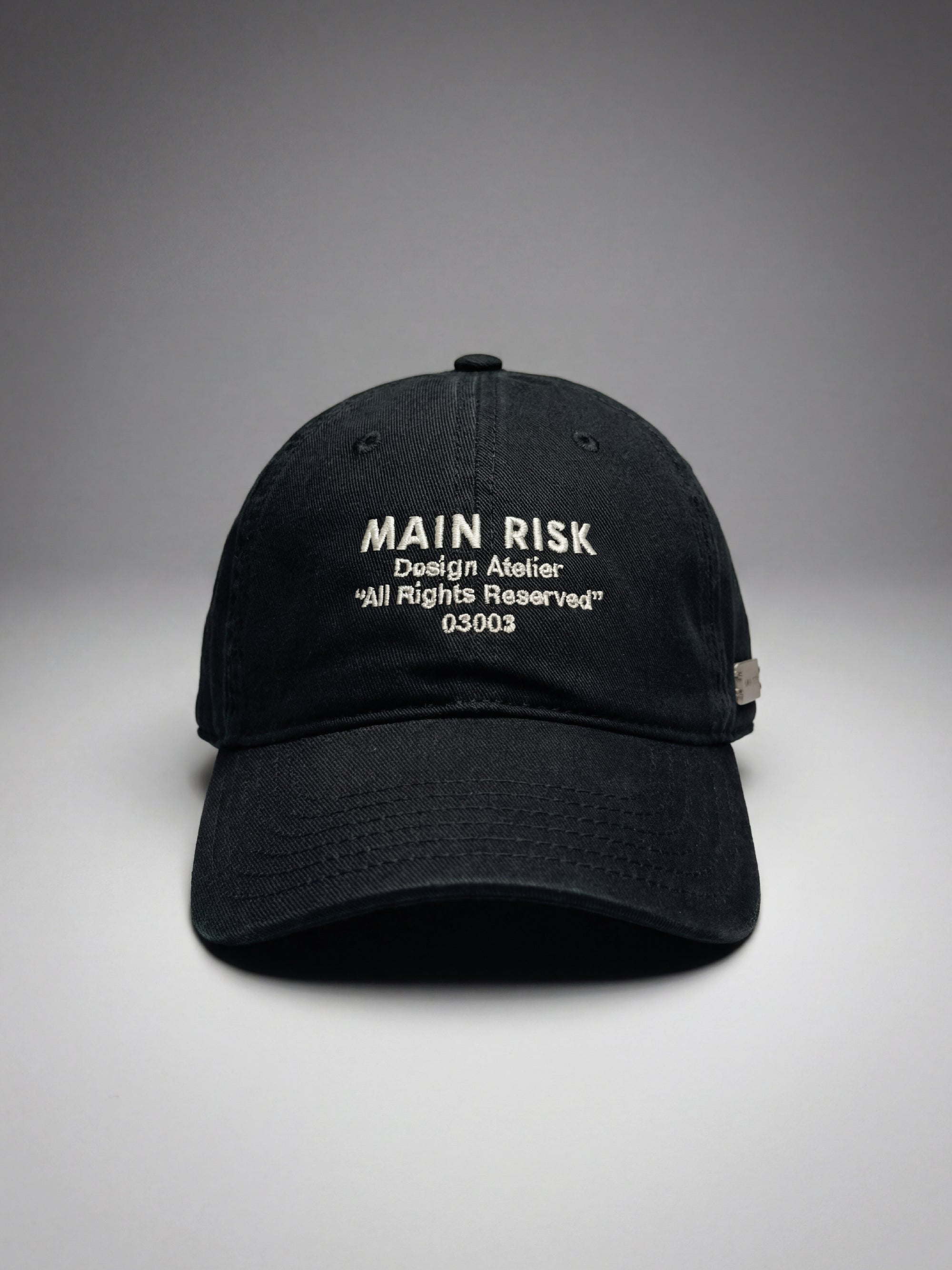 MAIN RISK ATELIER CAP