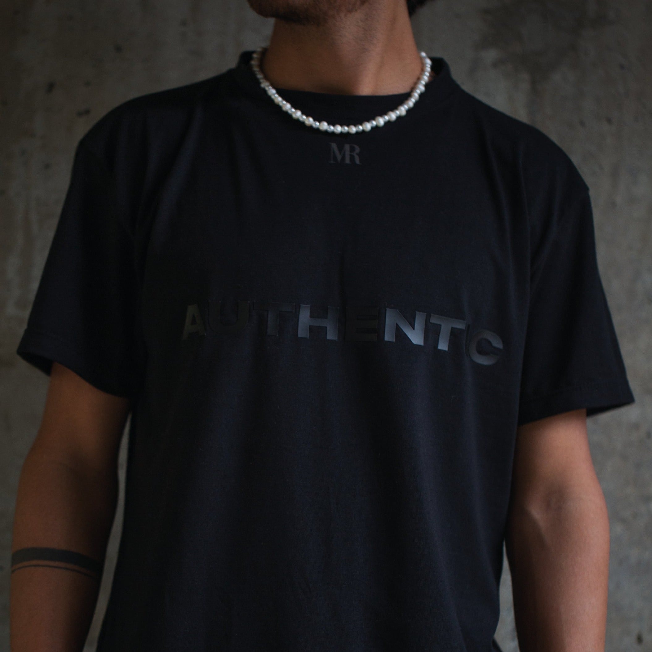 T-shirt Authentic Blvck